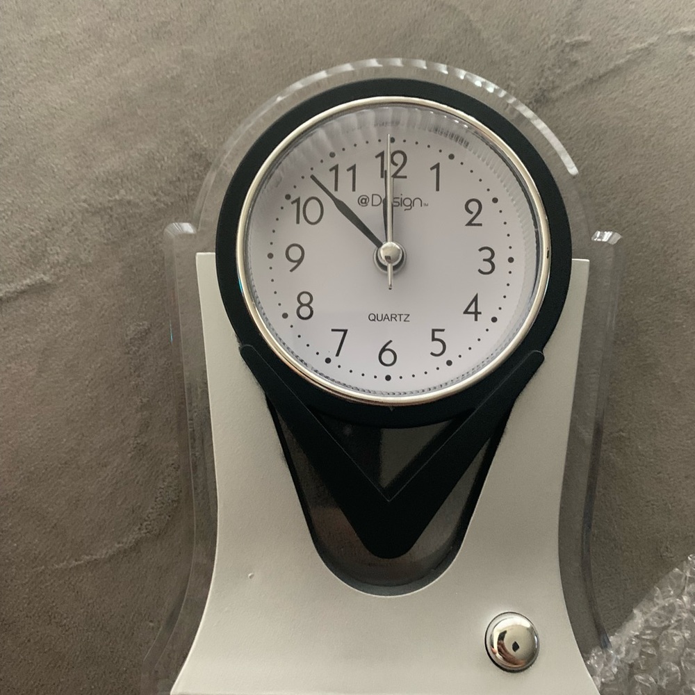 Lil clock